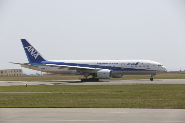 Boeing 777-200 (JA8968) - 07 May 2015:HKD-HND.