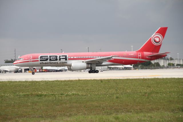 Boeing 757-200 (YV-450T)