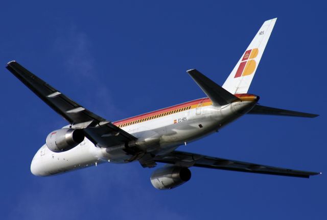 Boeing 737-800 (EC-HDS)