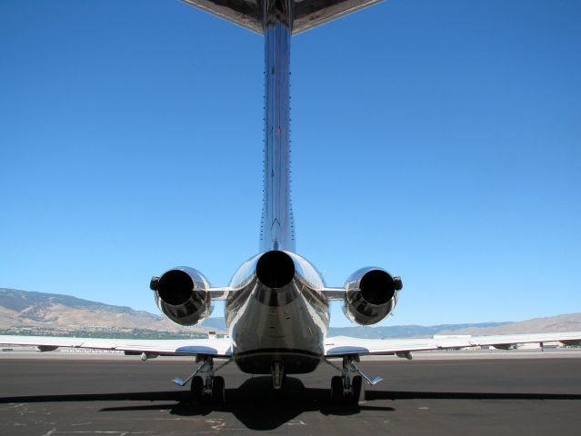 Boeing 727-100 (N311AG)