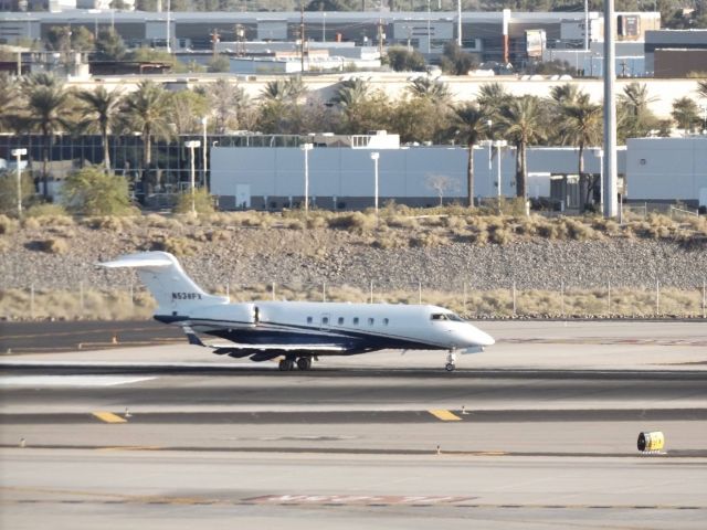 Bombardier Challenger 300 (N538FX)