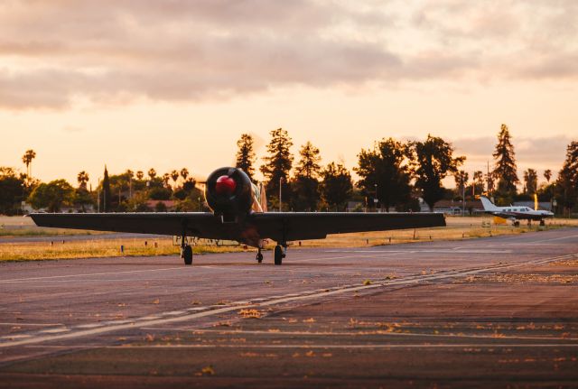 YAKOVLEV Yak-50 (N666YY)