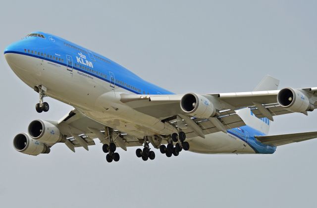 Boeing 747-400 —