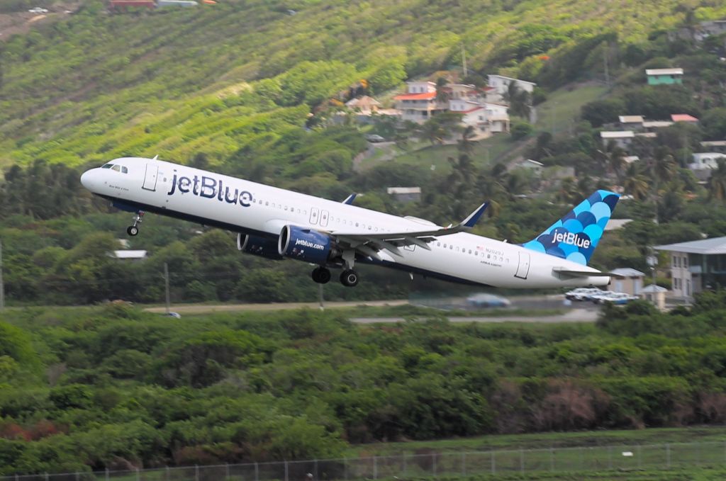Airbus A321neo (N2029J)