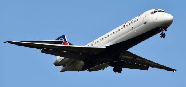 Boeing 717-200 (N936AT) - On approach to 23R, 8/19/18.