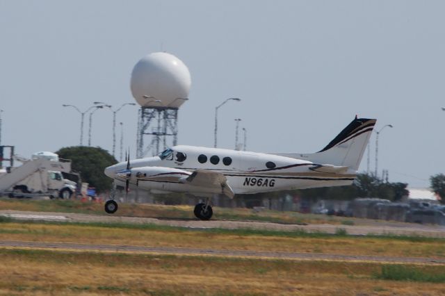 Beechcraft King Air 90 (N96AG)