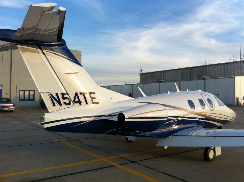 Eclipse 500 (N54TE)