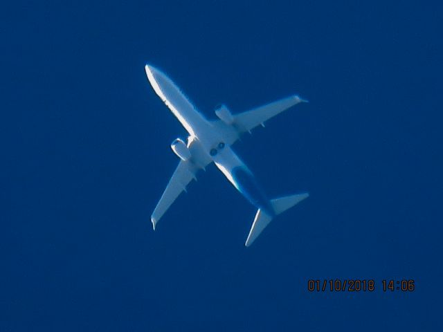 Boeing 737-900 (N275AK)