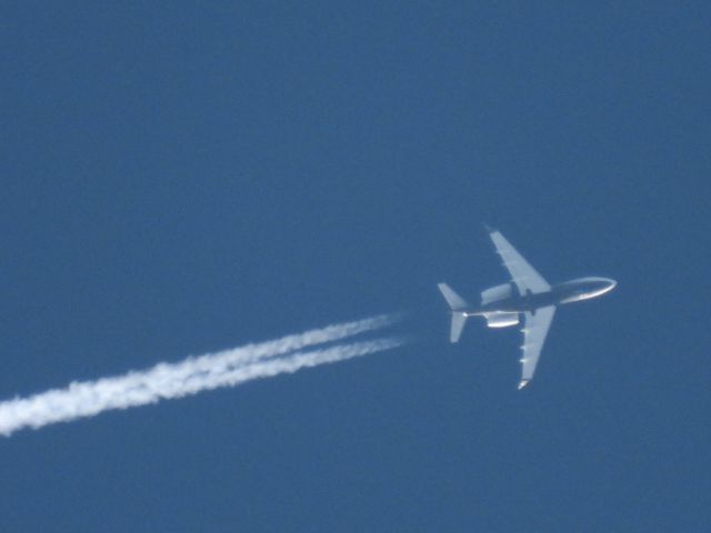 Canadair Challenger 350 (N586FX) - LXJ586br /SJD-MDWbr /06/19/22