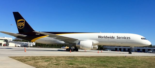 Boeing 757-200 (N426UP)