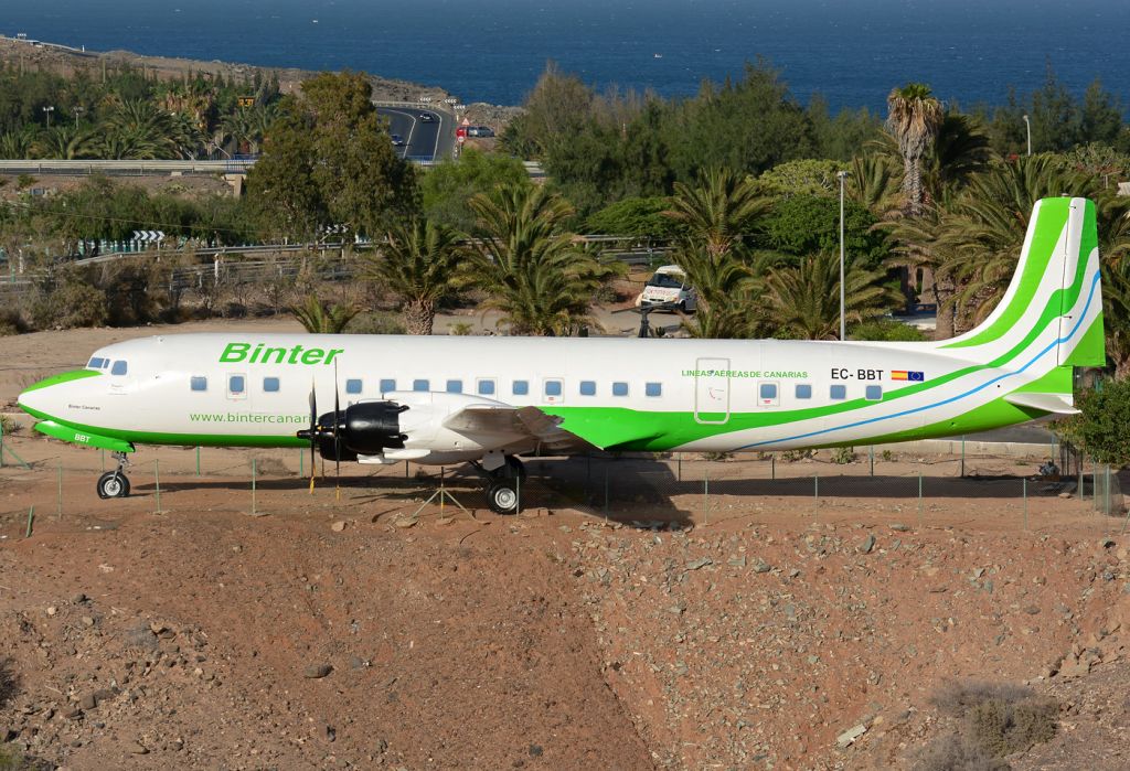 Douglas DC-7 (EC-BBT) - Binter Canarias has restored the last DC-7 built.