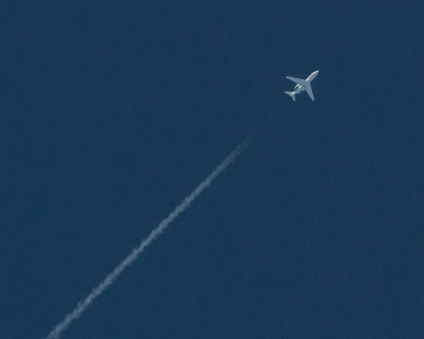 Bombardier Challenger 300 (N311FC) - N311FC passing over North Jersey at 40,000' Tuesday afternoon 4-6-21.