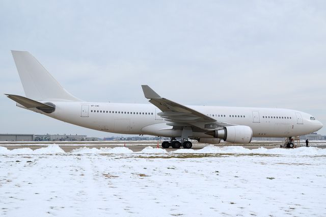 Airbus A330-200 (VP-CBE)