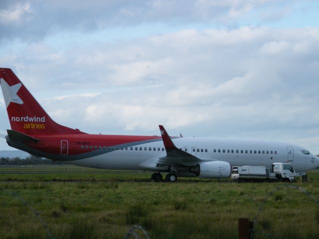 Boeing 737-700 (VP-BPY)