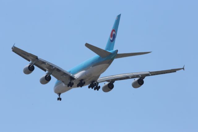 Airbus A380-800 (HL7627)