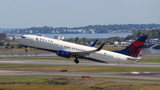 Boeing 737-800 (N3732J)