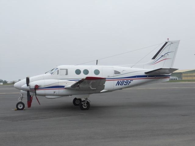 Beechcraft King Air 90 (N89F)