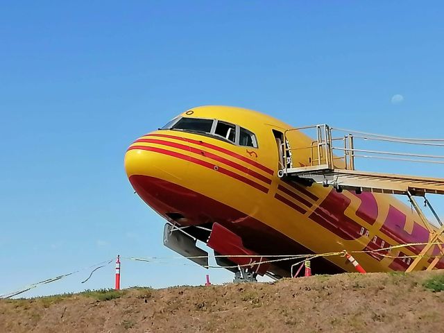 Boeing 757-200 (HP-2010DAE)