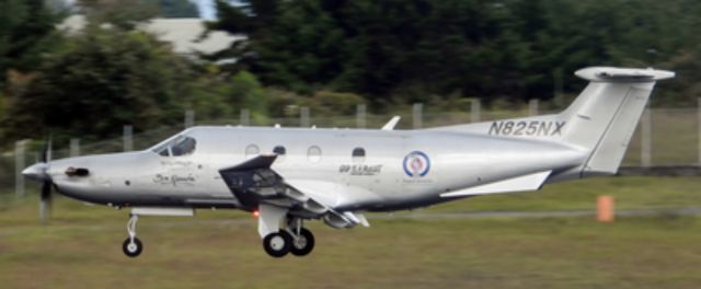 Pilatus PC-12 (N825NX)