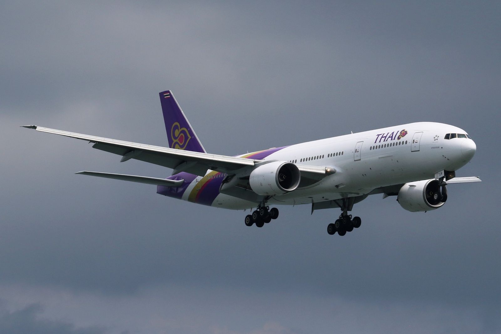 Boeing 777-200 (HS-TJR)