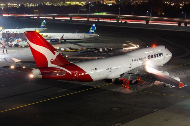 Boeing 747-400 (VH-OEG)