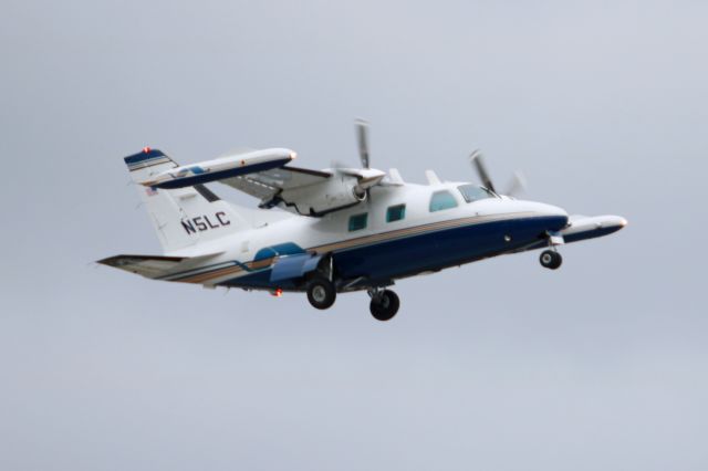 Mitsubishi MU-2 (N5LC) - A Manitoba Aeronautical Mitsubishi MU-2B-40 seen at KTOL on 27 Oct 2016.