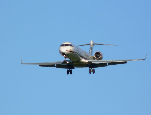 Canadair Regional Jet CRJ-700 (N608QX)