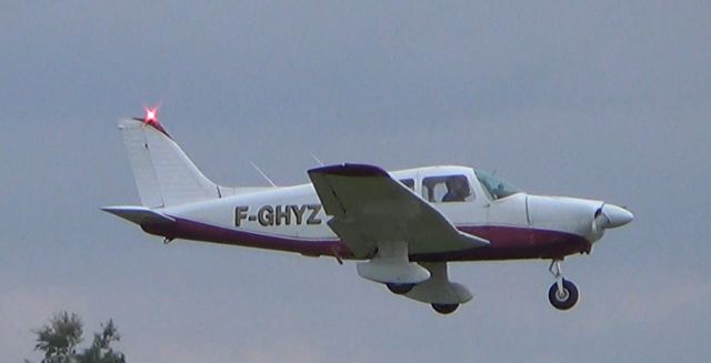 Piper Cherokee (F-GHYZ)