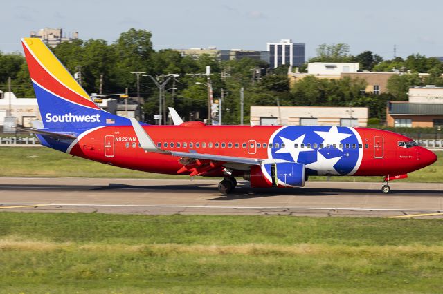 Boeing 737-700 (N922WN)