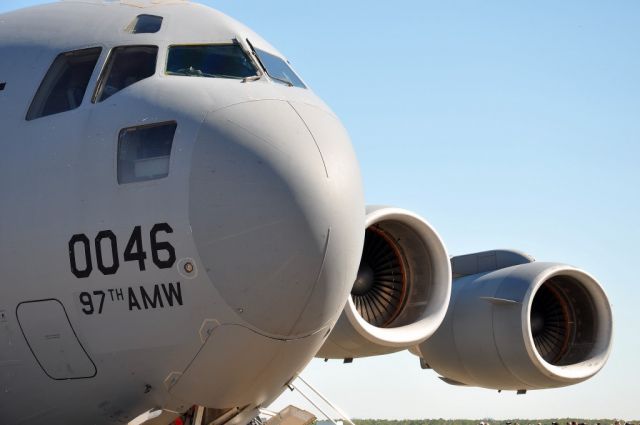 Boeing Globemaster III — - Good looking Boeing!