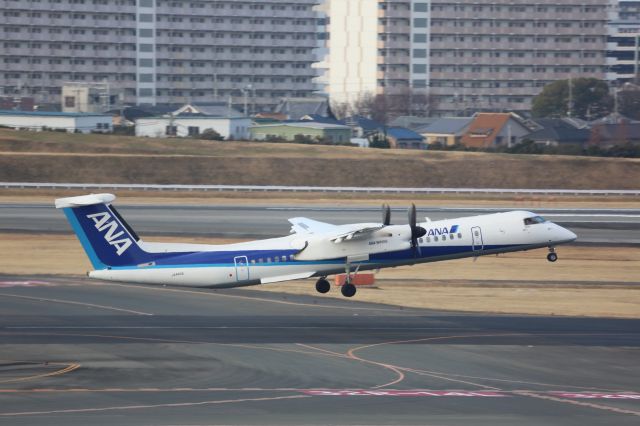 de Havilland Dash 8-400 (JA460A)