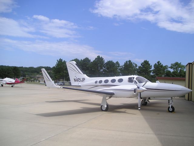 Cessna 421 (N421JP)