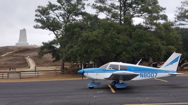 Piper Cherokee (N8007) - Wright Brothers monument at Kittyhawk 