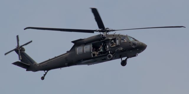 Sikorsky S-70 (1821030) - United States Army Sikorsky UH-60M Blackhawk helicopter flying down the Hudson River over New York Harbor on 8/7/21.