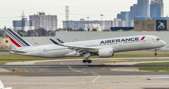 Airbus A350-900 (F-HTYF) - Air France about to touch down on 24R