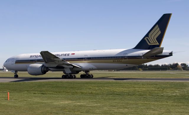 Boeing 777-200 (9V-SVJ)