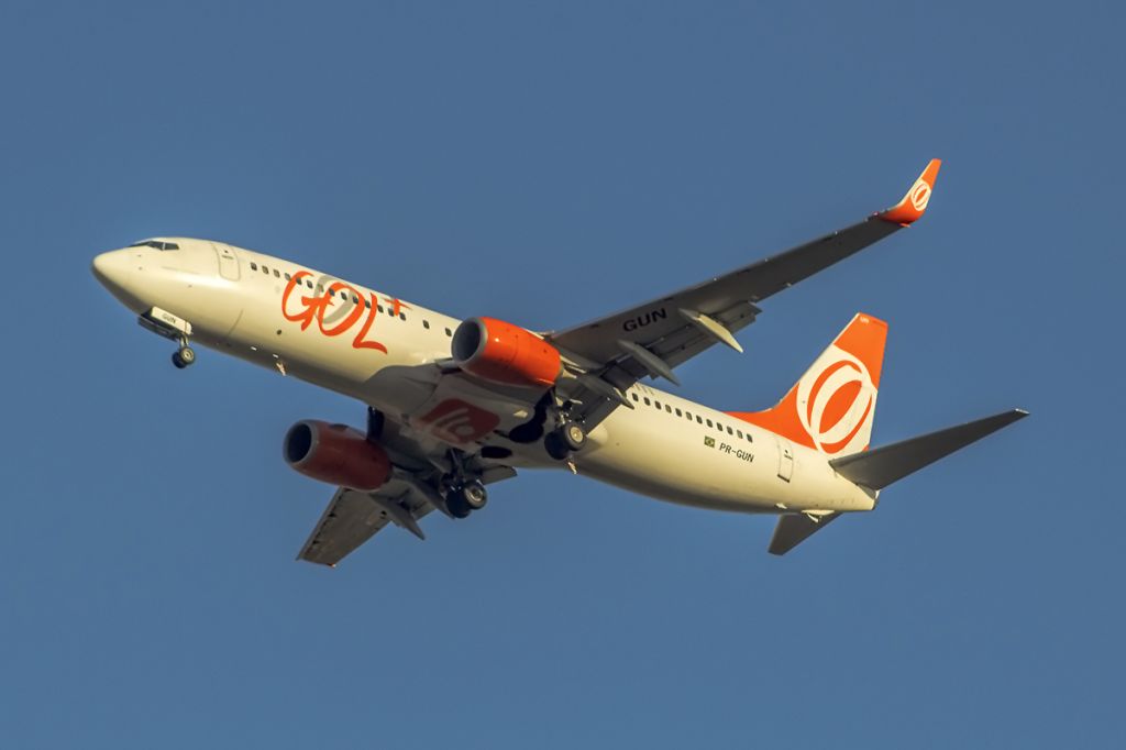 Boeing 737-700 (PR-GUN)