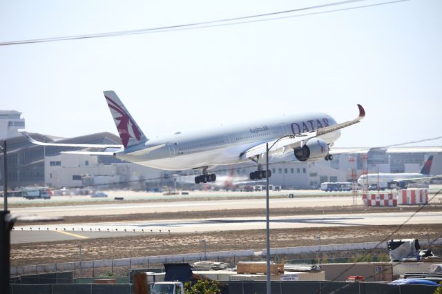 Airbus A350-1000 (A7-ANR)