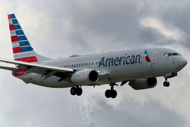 Boeing 737-800 (N853NN)