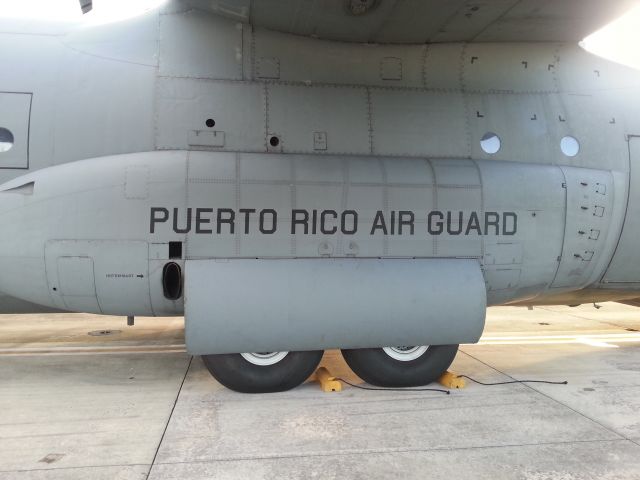 Lockheed C-130 Hercules (65-0985) - WC130H CN 382-4140 Puerto Rico Air National Guard