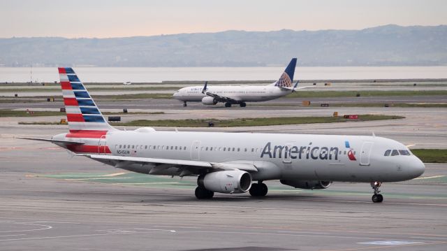 Airbus A321 (N545UW)