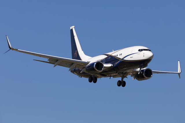 Boeing 737-700 (N839BA)
