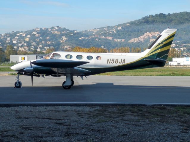 Cessna Skyhawk (N58JA) - 08 NOVEMBRE 2012