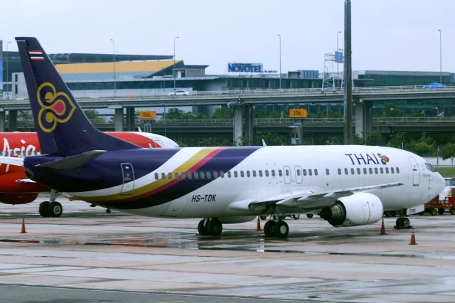 BOEING 737-400 (HS-TDK)