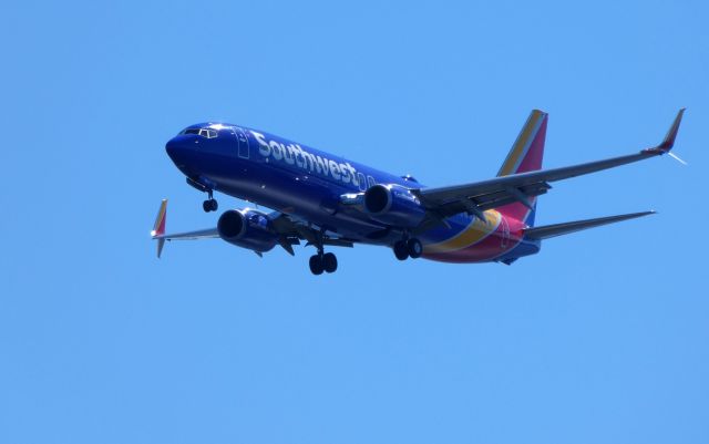 Boeing 737-800 (N8683D) - Shown here on approach is a Southwest Airline Boeing 737-800 in the Summer of 2018.