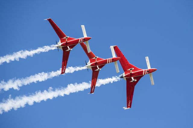 F-PJLB — - Patrouille REVA sur ACROEZ au meeting de Valence (France) 24-06-2018 