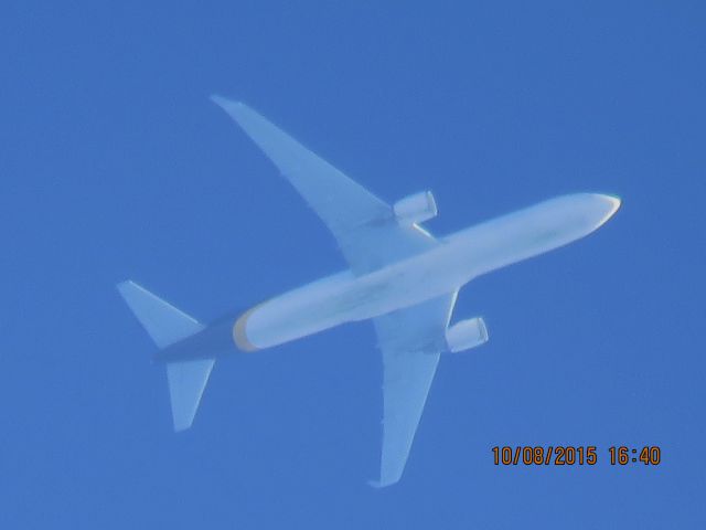 BOEING 767-300 (N319UP)