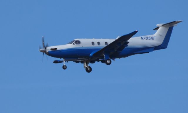 Pilatus PC-12 (N785AF) - On final is this 2018 Pilatus PC-12/47E in the Winter of 2019.