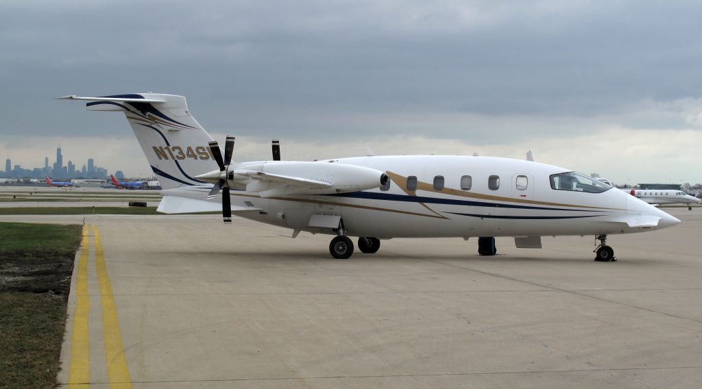 Piaggio P.180 Avanti (N134SL) - Jet speeds at turboprop fuel flows!