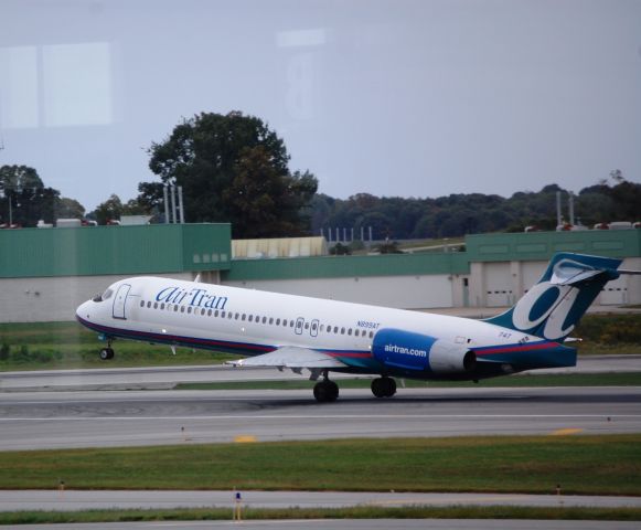 Boeing 717-200 (N899AT) - Taken on 9/26/2009